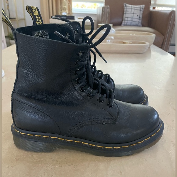 Classic 1460 Pascal Dr Martens combat boots Size 7 - Picture 3 of 6